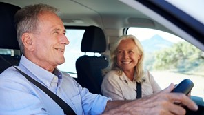 00161 - Couple on a car journey - 16_9