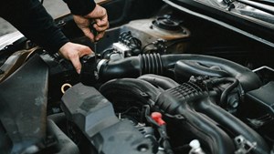 CI1834 Car maintenance 16.9