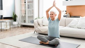 caucasian-woman-in-sporty-clothes-meditating-16-9